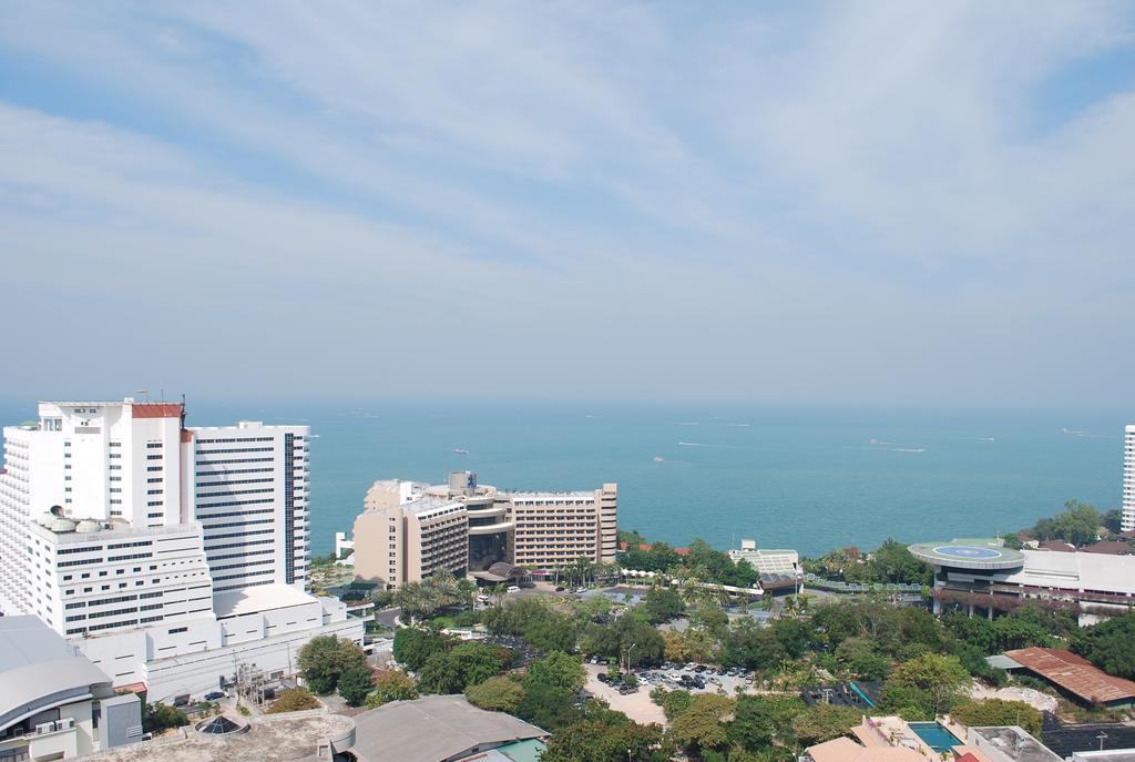 The Cliff Residence Condo Pattaya Habitación foto