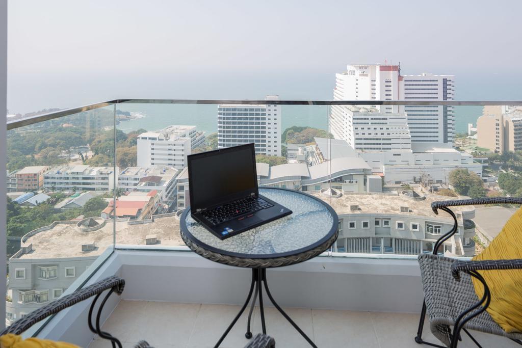 The Cliff Residence Condo Pattaya Habitación foto